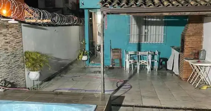 Casa para Venda em São Gonçalo, Jóquei Clube, 2 dormitórios, 2 banheiros, 2 vagas