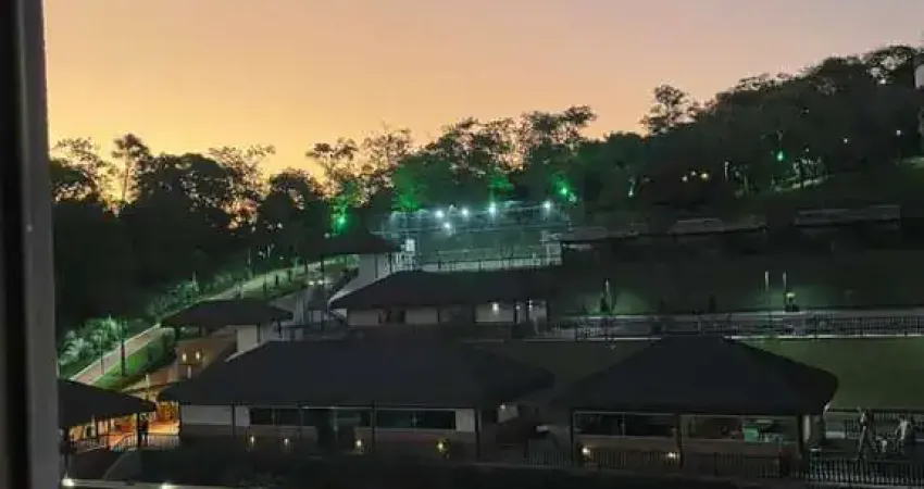 Apartamento para Venda em São Gonçalo, Rio do Ouro, 2 dormitórios, 1 banheiro, 1 vaga