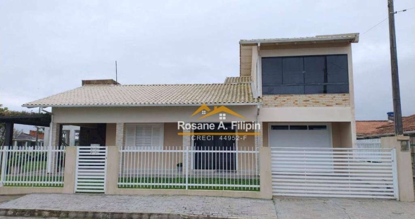 Casa com 3 dormitórios à venda, 170 m² - Centro - Balneário Arroio do Silva/SC