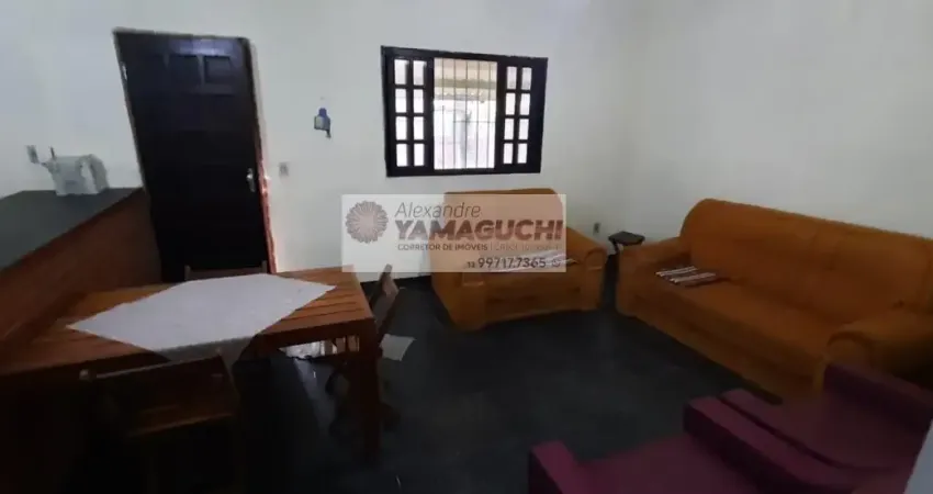 Casa 4 quartos, perto do mar pequeno, balneário marusca a - ilha comprida