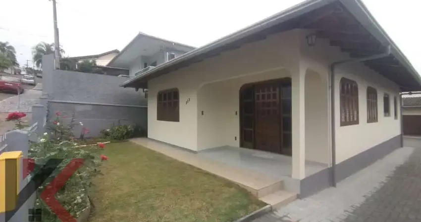 Casa com 4 quartos à venda no Velha, Blumenau