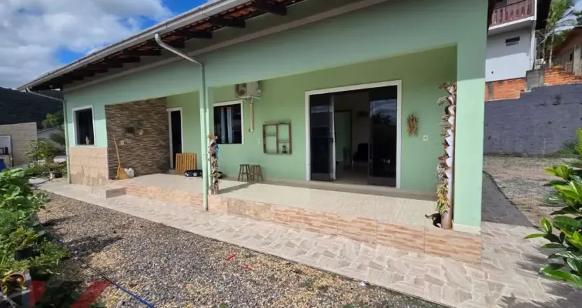 Casa com 3 quartos à venda no Velha Central, Blumenau