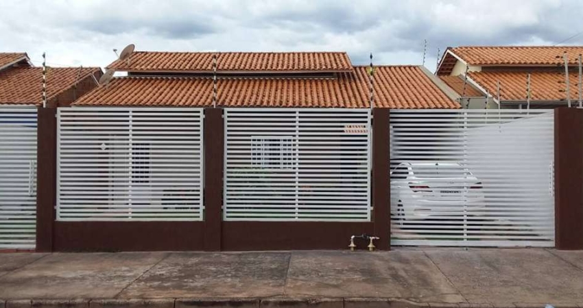 Casa com edícula disponível pra venda Chapéu do sol.