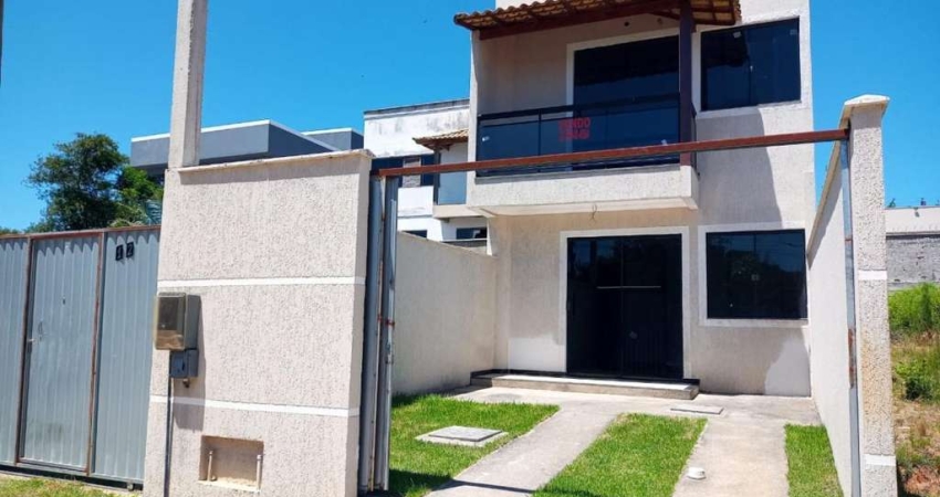 Casa para Venda em Rio das Ostras, Novo Rio das Ostras, 2 dormitórios, 2 suítes, 2 banheiros, 1 vaga