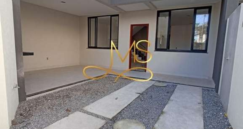 Casa para Venda em Rio das Ostras, Ouro Verde, 3 dormitórios, 3 suítes, 4 banheiros, 4 vagas