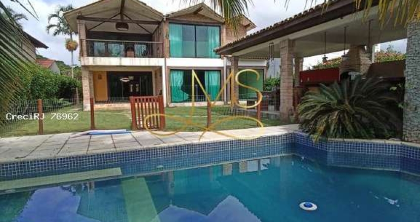 Casa para Venda em Rio das Ostras, Mar do Norte, 4 dormitórios, 2 suítes, 5 banheiros, 3 vagas