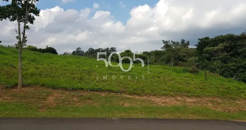 Terreno com leve aclive  em uma ótima localização, ao lado da área verde, à venda no condomínio Terras de São José ll com 2.093,82m² de área total.