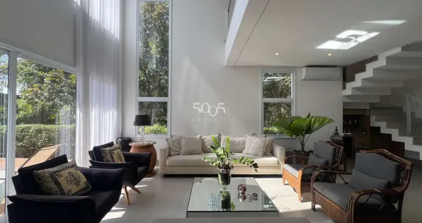 Casa sobrado à venda no condomínio Vila dos Manacás em Itu/SP, 4 suítes, 304m² construídos em 360m² de terreno