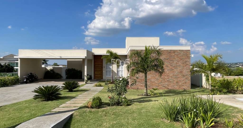 Casa à venda no condomínio Xapada em Itu com 4 suítes, acabamentos de primeira e linda vista.