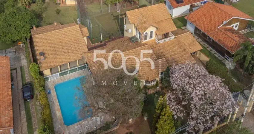 Casa a venda no Condomínio City Castelo, possui 550,00m2 construídos e  2.100,00m2 de área total.