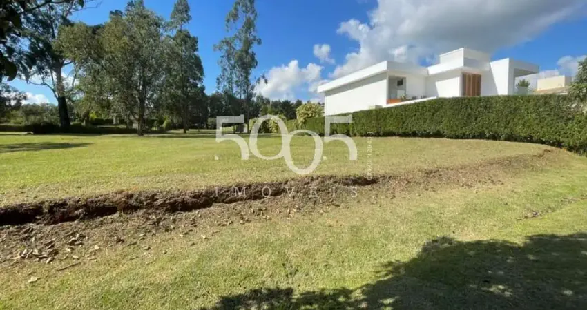 Terreno à venda no condomínio Altos de Itu com 1100m² de área total e com uma ótima topografia.