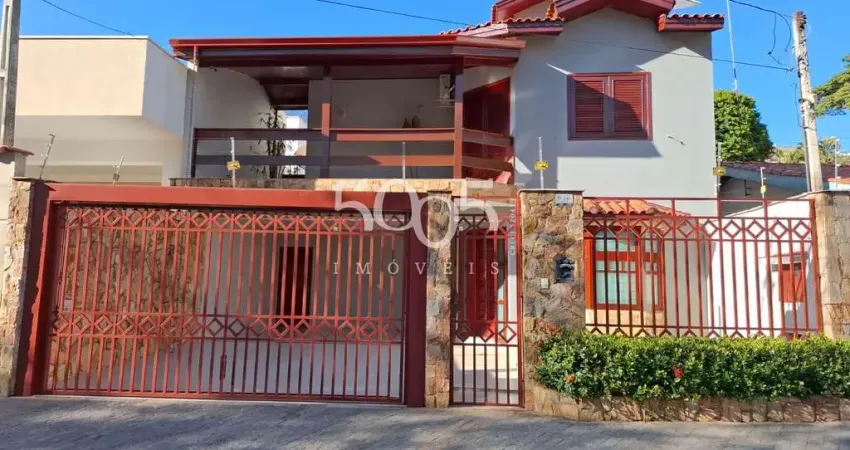 Casa à venda no Jardim Paraiso I, com 249 m² e três dormitórios