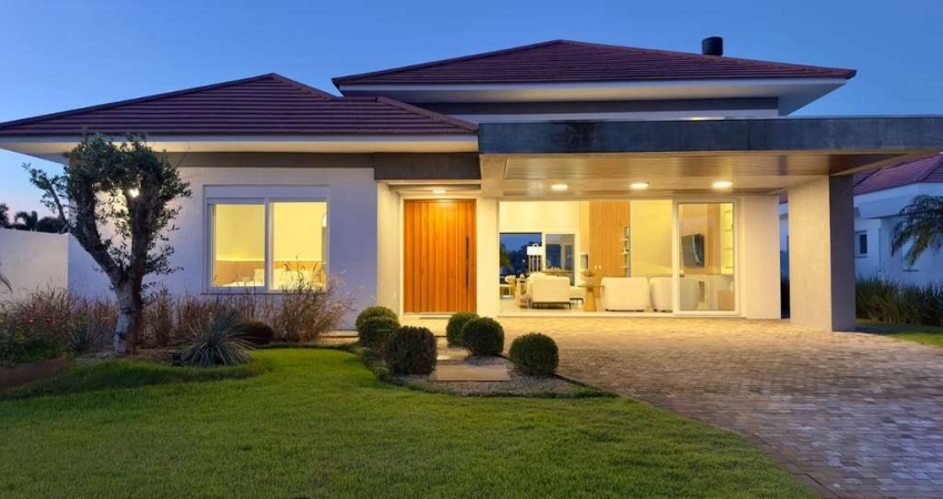 Casa em condomínio fechado com 5 quartos à venda na Estrada Do Mar, 5990, Green Village Golf Club, Xangri-Lá