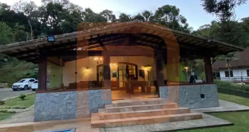 Casa Chalé em Cantão Suíço Brasileiro, Nova Friburgo / RJ