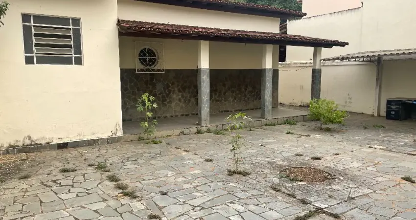 Casa à venda no Bairro Ilha dos Araújos, Governador Valadares – MG
