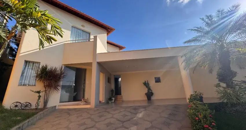 Casa Espaçosa no Bairro Vila Mariana, Governador Valadares – MG