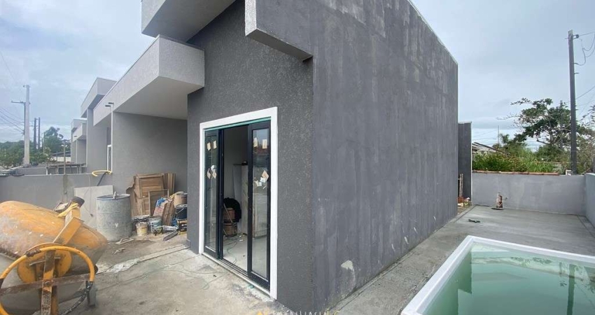 Vendo casa proxima ao mar no litoral
