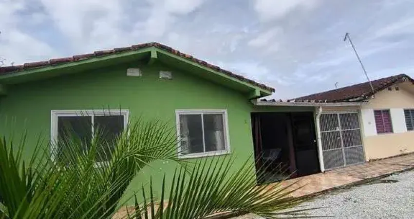 Casa a venda em Condomínio Fechado Matinhos