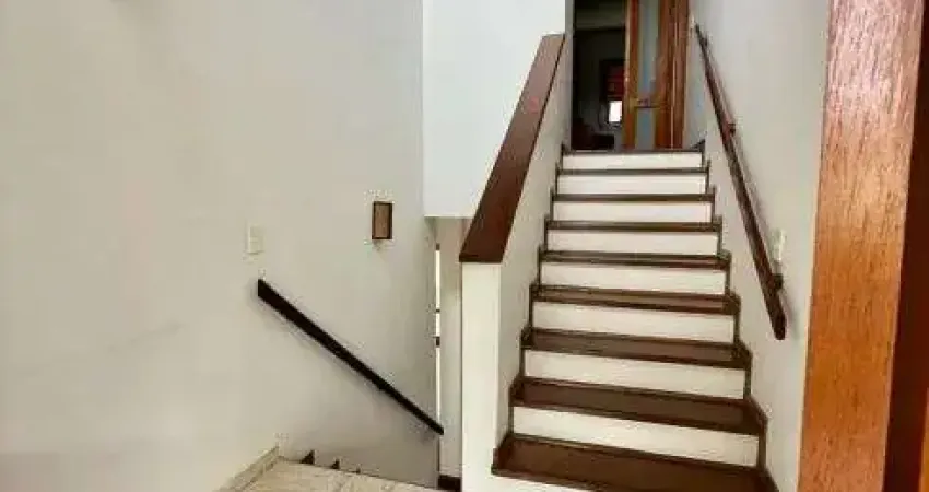 Imóvel para aluguel com 294 metros quadrados com 3 quartos em jardim do golf i - jandira - sp