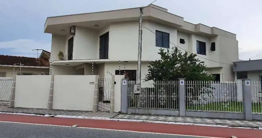 Casa no centro de itajai para | Centro, Itajaí, Santa Catarina