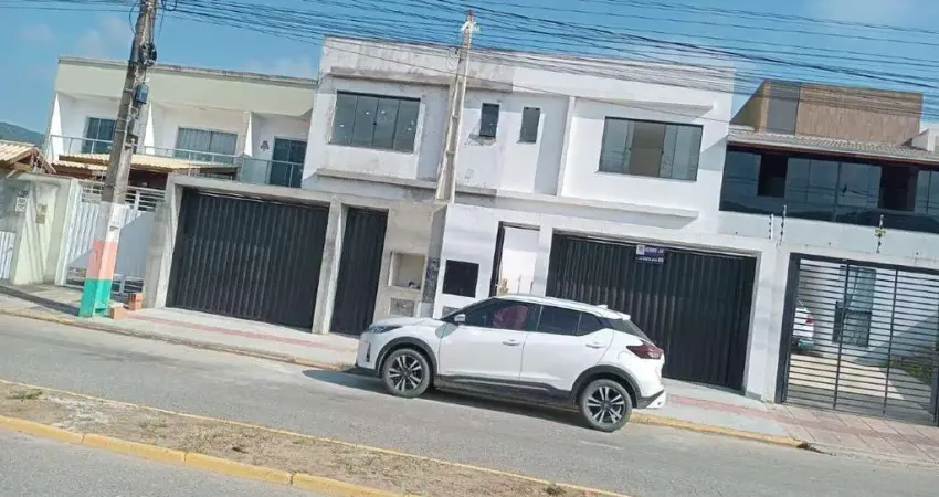 Sobrado em camboriú, com 3 suítes, 2 vagas de garagem para venda | Rio Pequeno, Camboriú, Santa Catarina