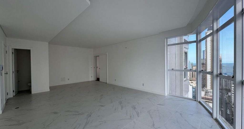 Apartamento localizado no centro de balneário camboriú e acerca de 450m da praia. para | Centro, Balneário Camboriú, Santa Catarina