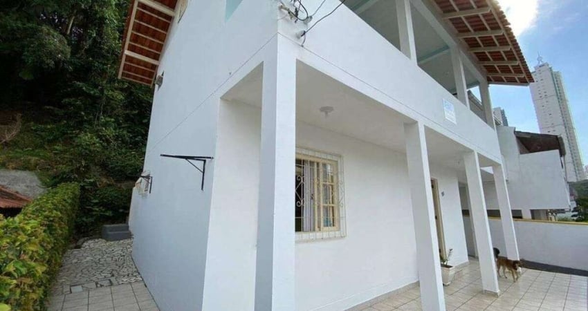 Casa de 252 m² no bairro nações para | Nações, Balneário Camboriú, Santa Catarina