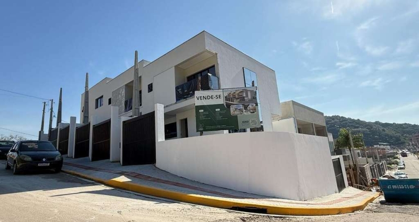 Casa sobrado, 03 quartos em camboriú-sc para | São Francisco de Assis, Camboriú, Santa Catarina