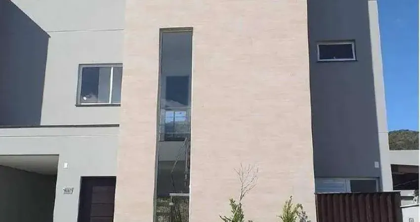 Casa em construção em condomínio fechado. para | Barra, Balneário Camboriú, Santa Catarina