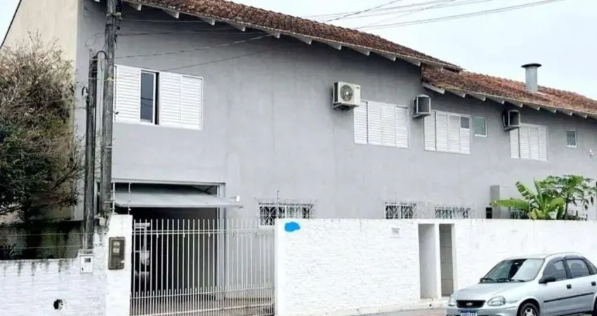 Casa a venda no centro de balneário camboriú, sc. para | Centro, Balneário Camboriú, Santa Catarina