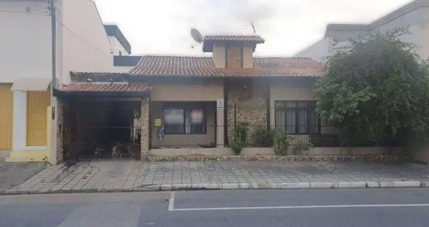 Casa 03 quartos a venda, centro de balneário camboriú-sc para | Centro, Balneário Camboriú, Santa Catarina