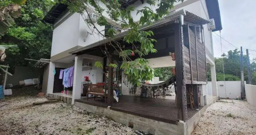 Casa com 2 quartos à venda na Pintassilgo, Bombas, Bombinhas