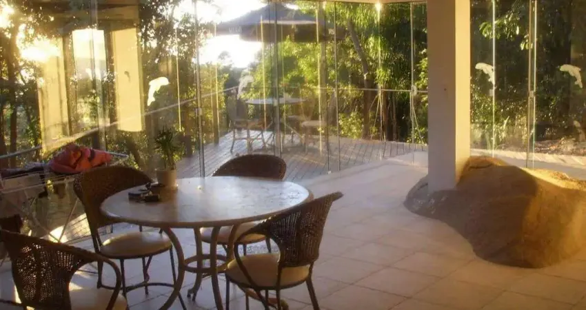 Casa com 3 quartos à venda na Rua João Jorge Pio, Praia do Estaleiro, Balneário Camboriú