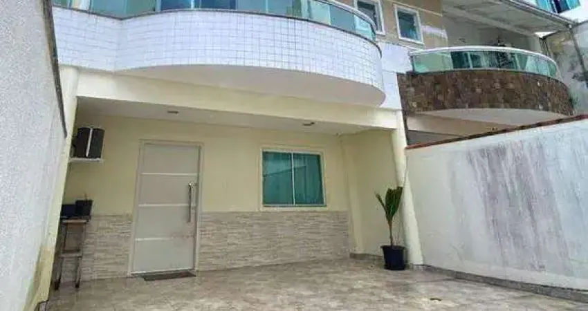 Casa com 3 quartos à venda na Rua Paris, Santa Regina, Camboriú