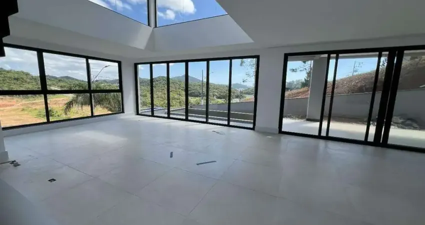 Casa com 3 suítes 270m² privativos em condomínio fechado para venda em Camboriú Santa Catarina