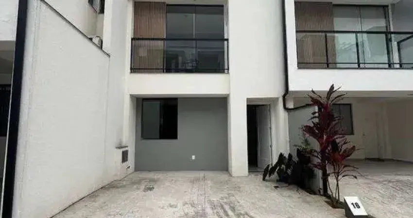 Casa com 2 quartos para venda |