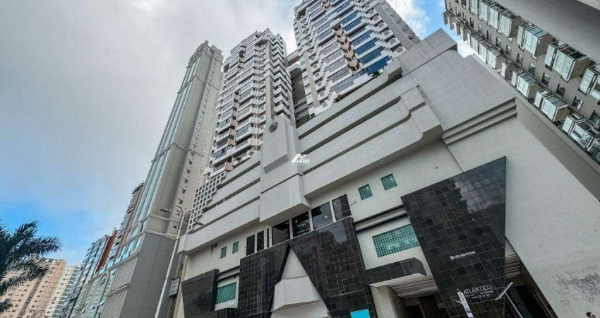 Apartamento com vista para o mar no residencial e comercial edifício atlântico shopping center. para | Centro, Balneário Camboriú, Santa Catarina