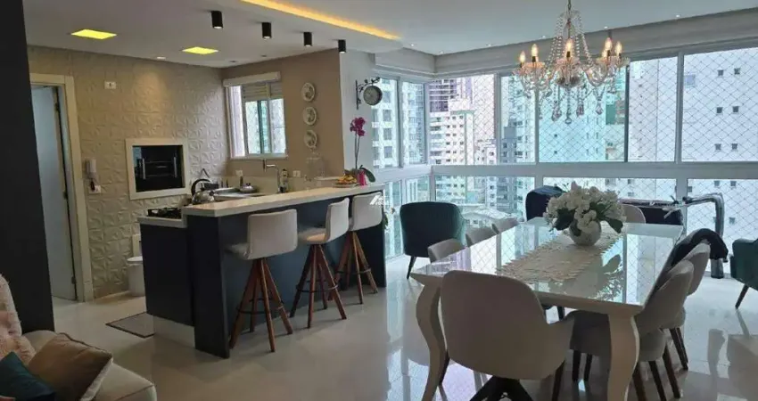Apartamento: (mobiliado) no Centro de Balneário Camboriú