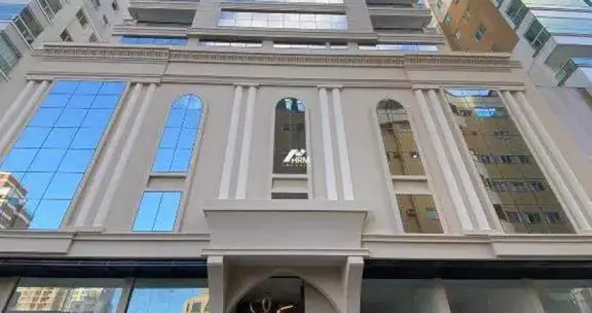 Apartamento com 3 quartos à venda na Rua 306, Meia Praia, Itapema