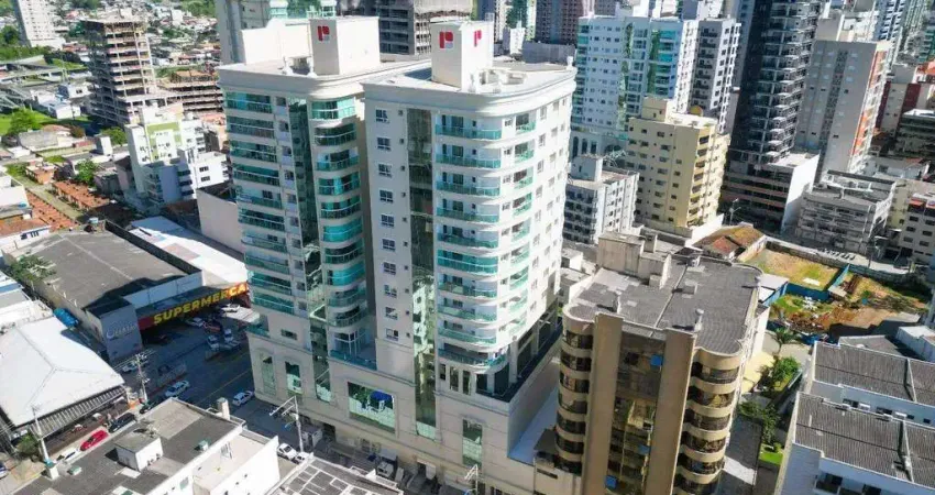 Quatro Ilhas: Funcionalidade, Estilo e Lazer em uma Localização Central