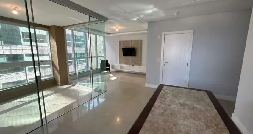 Summer Garden Residence: Conforto e Praticidade a Poucos Passos do Mar