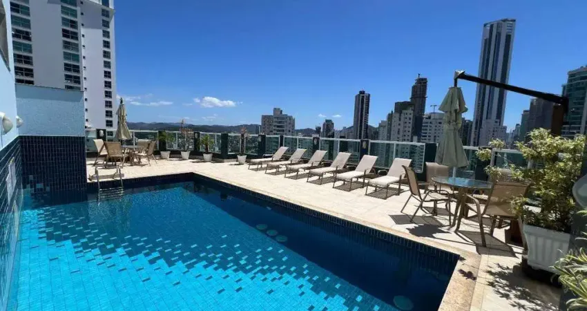 Apartamento mobiliado à venda com vista incrível em balneário camboriú.