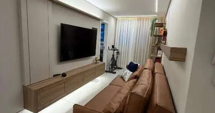 Apartamento com 3 quartos, reformado e mobiliado no centro de balneário camboriú.