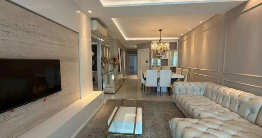 Apartamento mobiliado com 03 quartos, sendo 01 suíte, no centro de balneário camboriú.