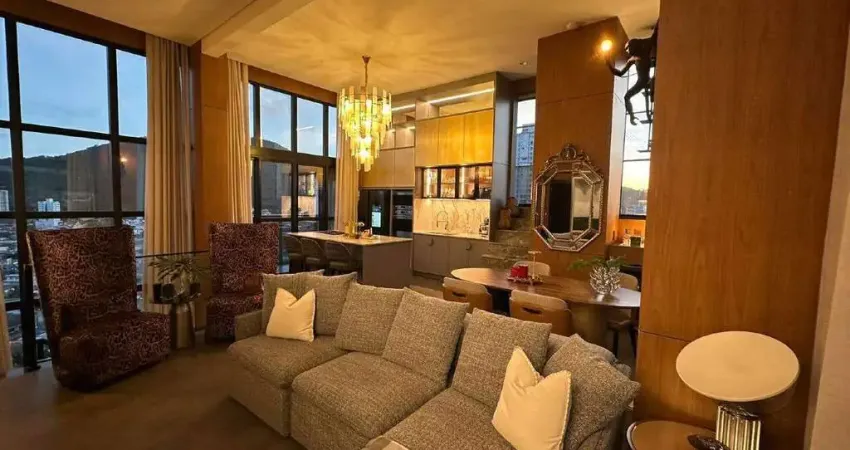 Cobertura Duplex de alto padrão com 3 suítes, piscina e lazer completo