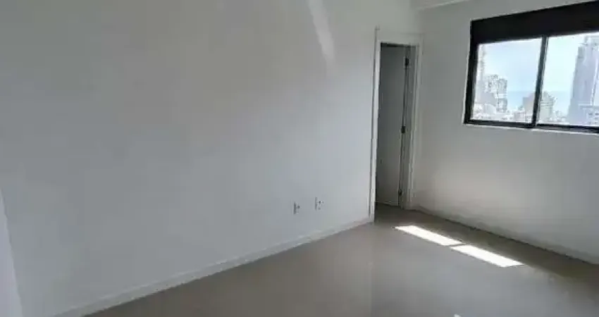 Conforto e Exclusividade: 3 Suítes em Condomínio com Lazer Completo