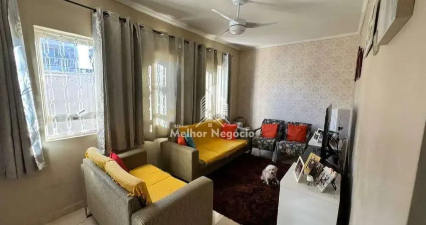Casa á venda com 5 dormitórios sendo 1 suíte no Jardim Santana, em Campinas, SP.