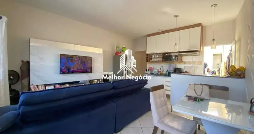Casa à venda na Cidade Satélite Íris – Campinas, SP Casa com 2 dormitórios, sendo 1 suíte, e 2 vagas de garagem.