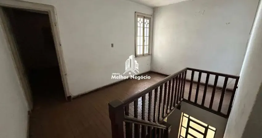 Casa com 03 dormitórios à venda no bairro Centro, Piracicaba - SP