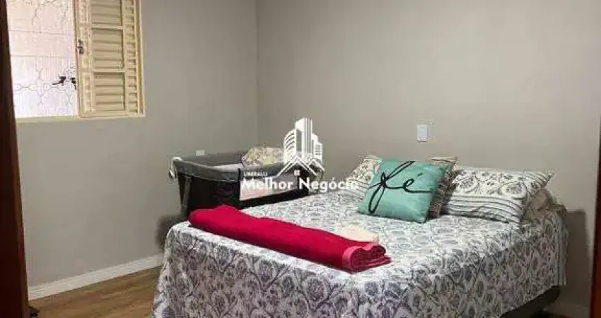 Casa à venda no Bairro Parque Bandeirantes, Sumaré - SP Casa com 2 dormitórios, sendo 1 suíte, 2 banheiros e 6 vagas de garagem.